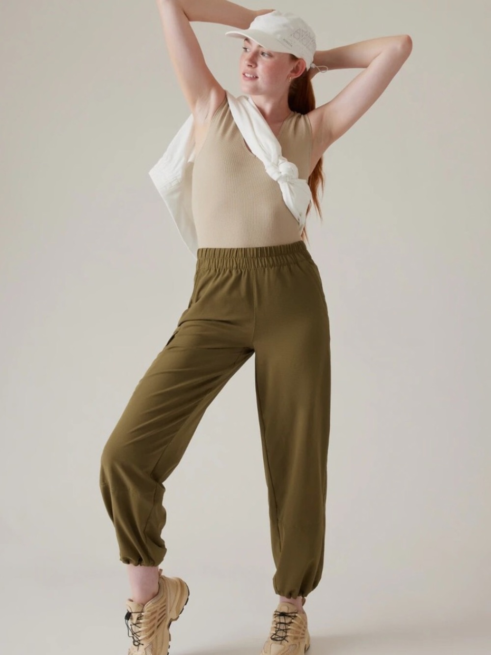 Athleta Boundless Cargo Pant Olive Hiking Pants Joggers Size S.